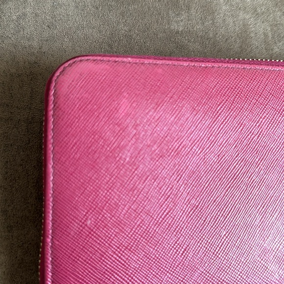 Prada Saffiano Long Wallet - Picture 6 of 9